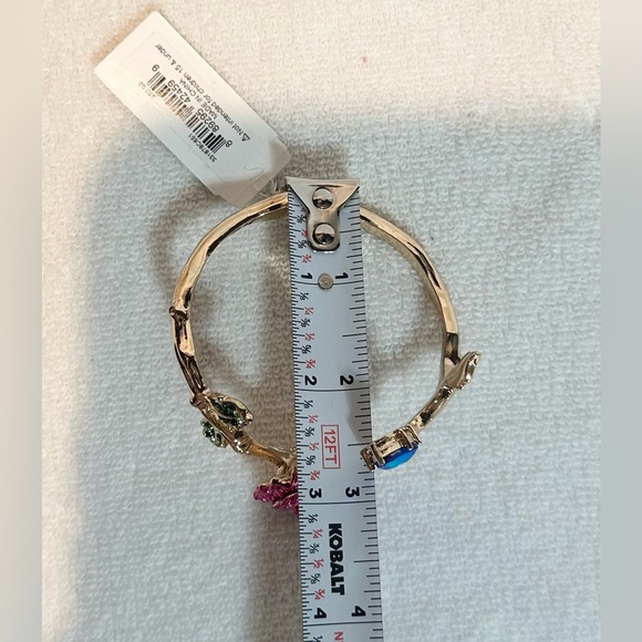 Betsey Johnson rose gold tone hinged bangle cuff bracelet nwt - Picture 8 of 9